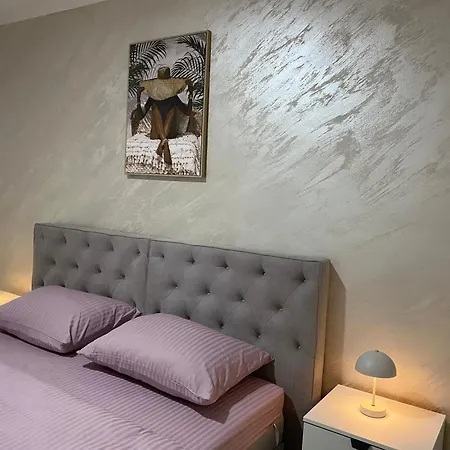 Nada Apartment Bileca